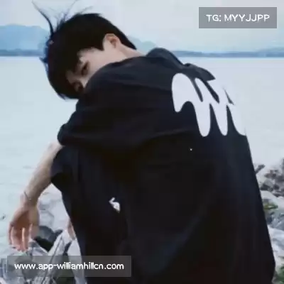 屈融健